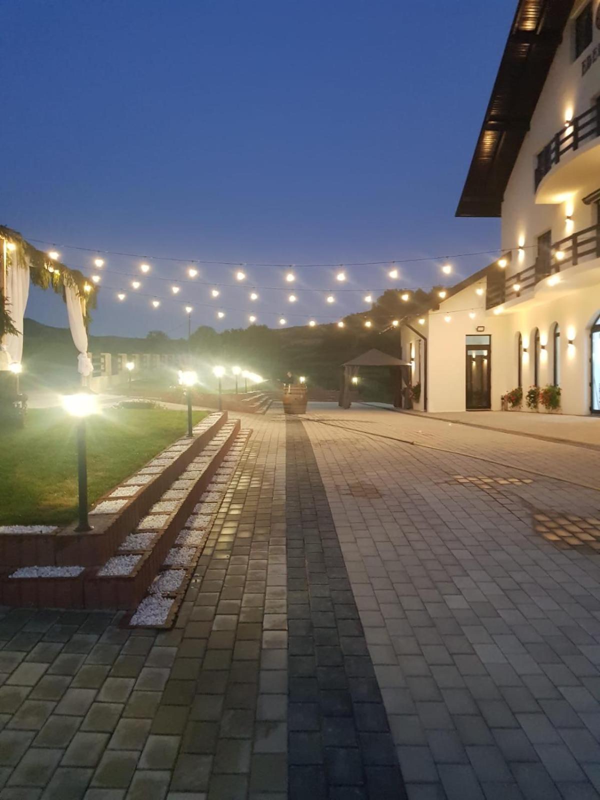 Evenimente Edelweiss Hotel Bogdan Vodă Eksteriør billede