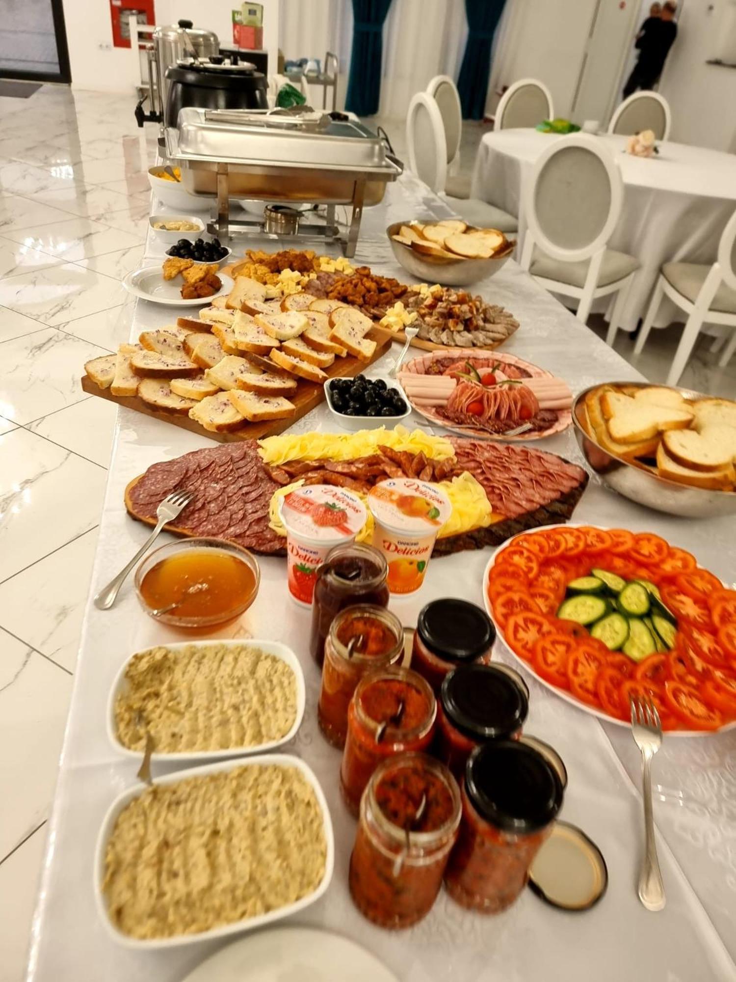 Evenimente Edelweiss Hotel Bogdan Vodă Eksteriør billede
